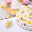 Изделия желейные декоративные "Мармелатье" Цветы Ромашка, 6,5 г уп.40 шт от производителя Фабрики сладкого декора tdfsd.ru
Изделия желейные декоративные "Мармелатье" Цветы Ромашка, 6,5 г уп.40 шт от производителя Фабрики сладкого декора tdfsd.ru